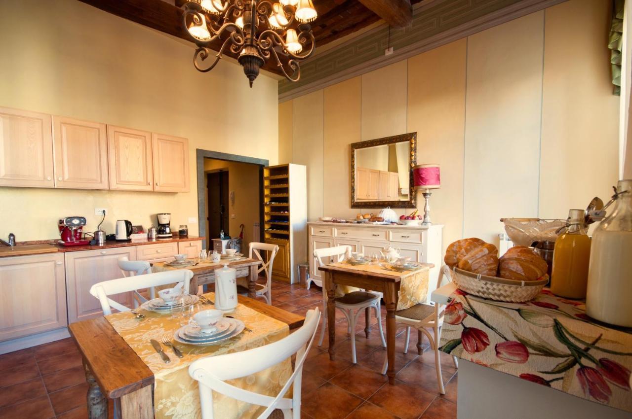 Bed & Breakfast Corte Toro Lucca Buitenkant foto